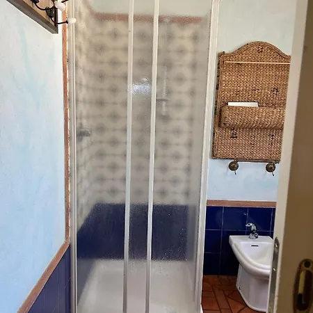 Re - Samuela A 50 M Dal Mare * Orosei