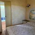 Re - Samuela A 50 M Dal Mare * Orosei